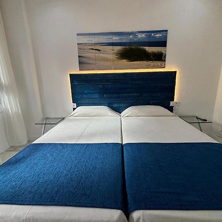 Apartamentos Turisticos Imar Cádiz Buitenkant foto