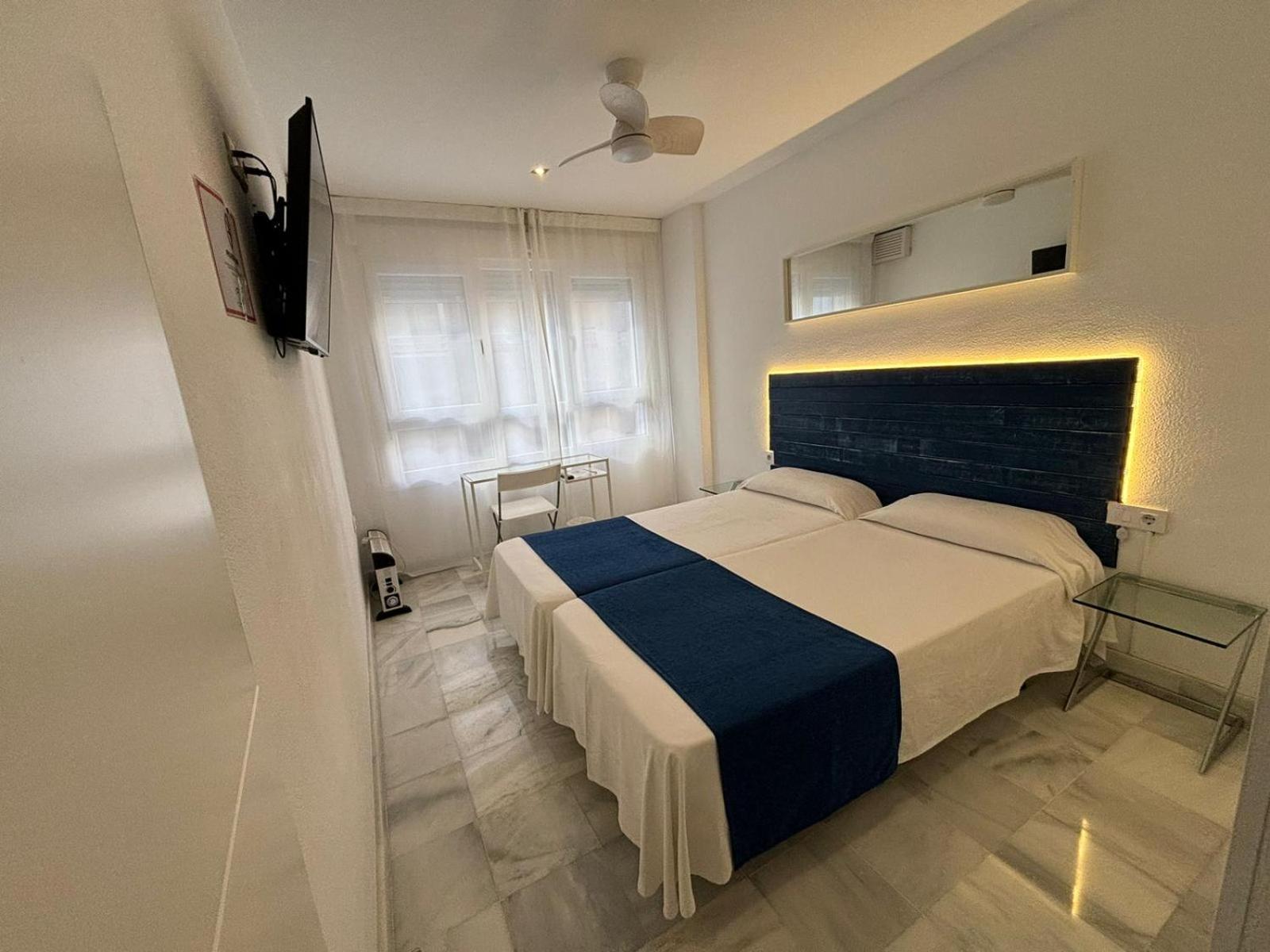 Apartamentos Turisticos Imar Cádiz Buitenkant foto