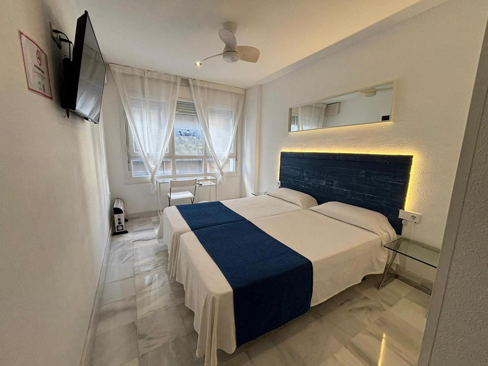 Apartamentos Turisticos Imar Cádiz Buitenkant foto